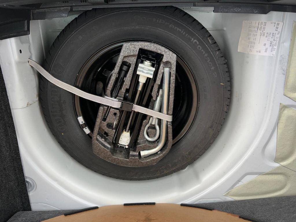 Used Volkswagen Polo 2012 for sale - 76723470: Photo 21