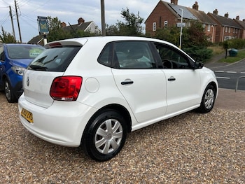Used Volkswagen Polo 2012 for sale - 76723470: Photo