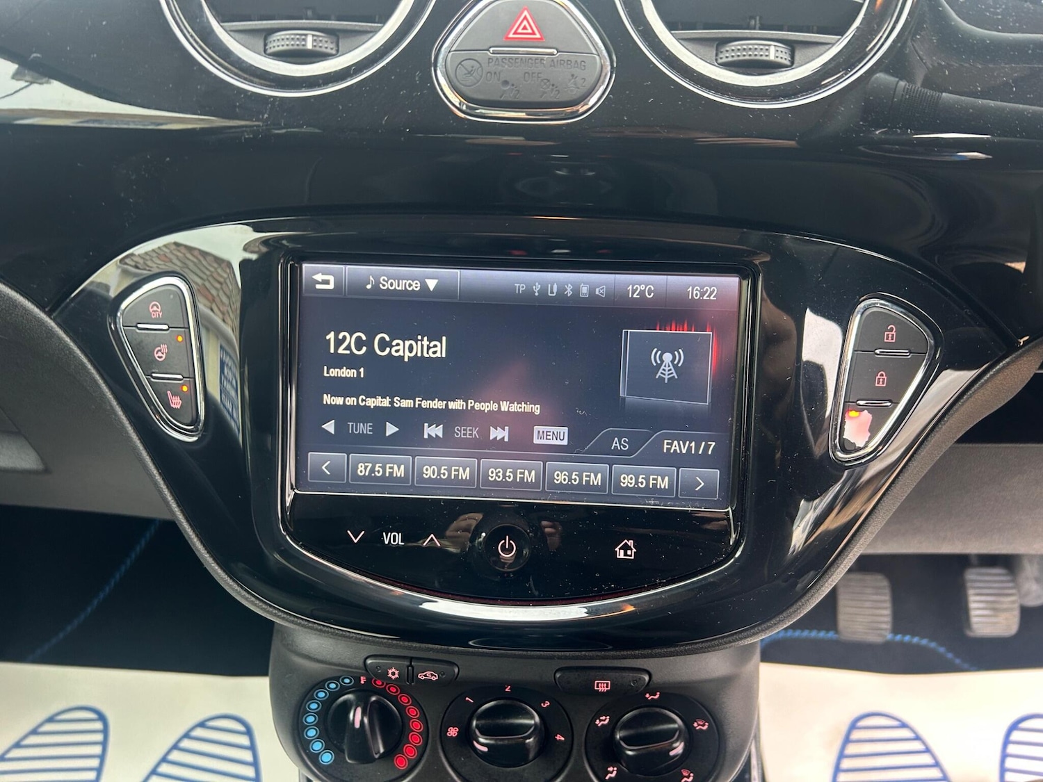 Used Vauxhall ADAM 2015 for sale - 76936151: Photo 22