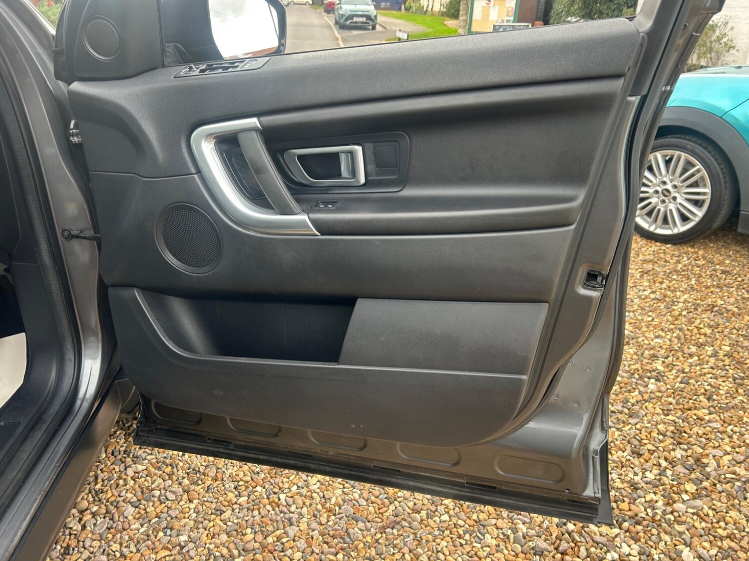 Used Land Rover Discovery Sport 2015 for sale - 76936243: Photo 32