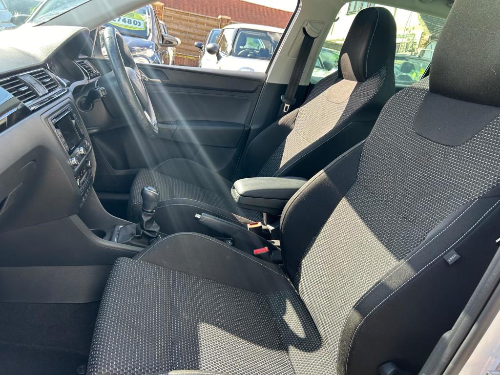 Used Skoda Rapid Spaceback 2015 for sale - 76723486: Photo 15