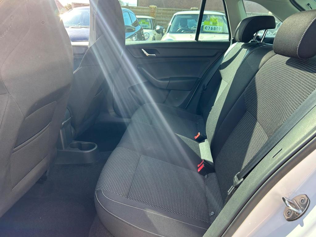 Used Skoda Rapid Spaceback 2015 for sale - 76723486: Photo 27