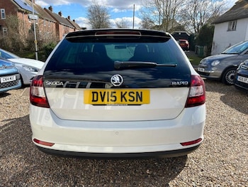 Used Skoda Rapid Spaceback 2015 for sale - 76723486: Photo