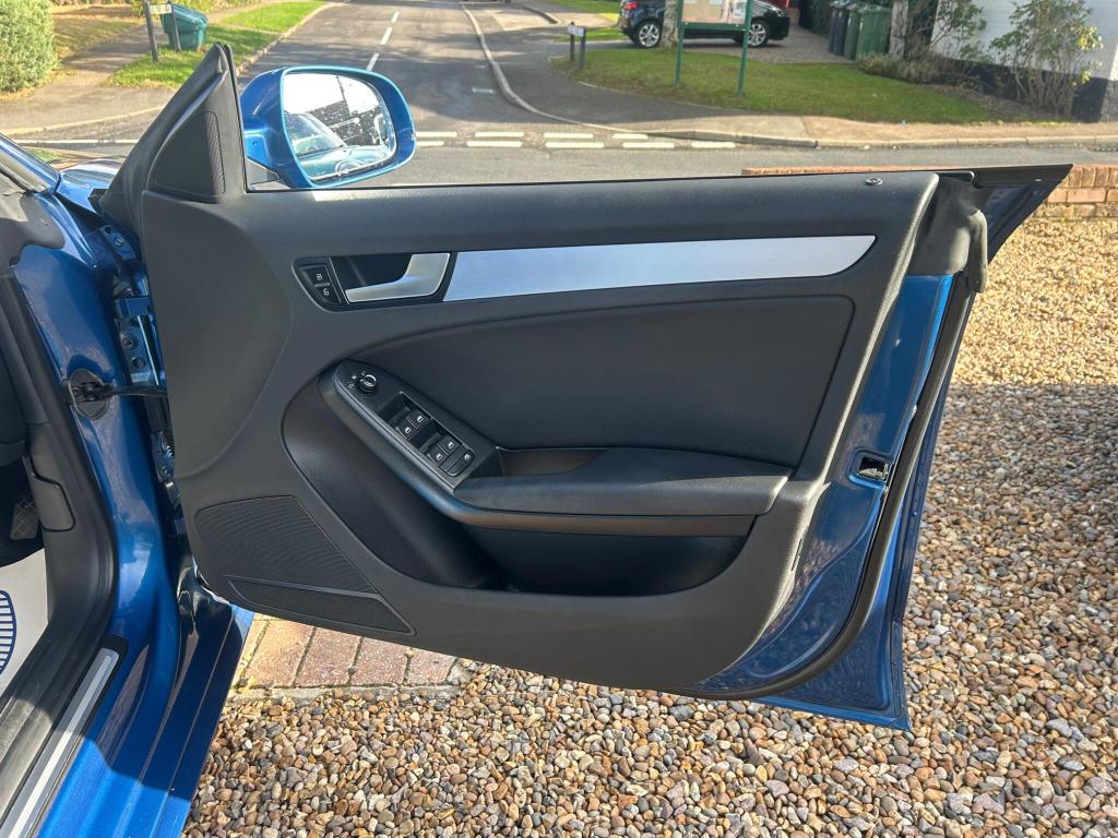 Used Audi A5 2010 for sale - 76723464: Photo 12