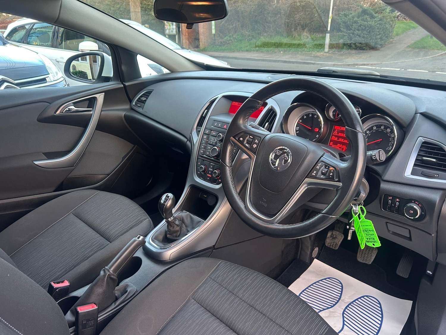 Used Vauxhall Astra GTC 2013 for sale - 77704832: Photo 15