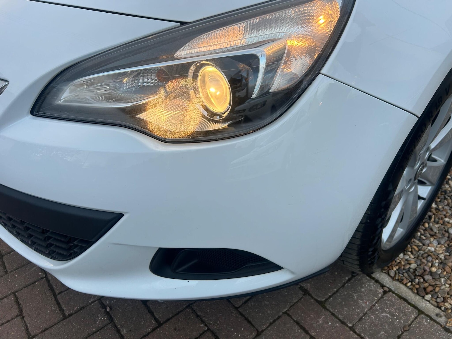 Used Vauxhall Astra GTC 2013 for sale - 77704832: Photo 9