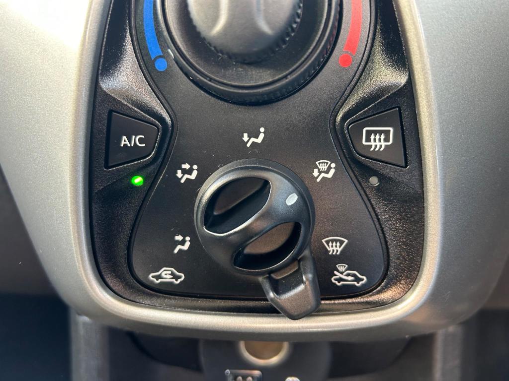 Used Peugeot 108 2015 for sale - 76723501: Photo 17