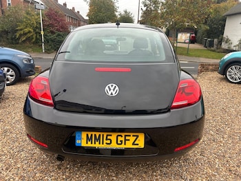 Used Volkswagen Beetle 2015 for sale - 76936150: Photo