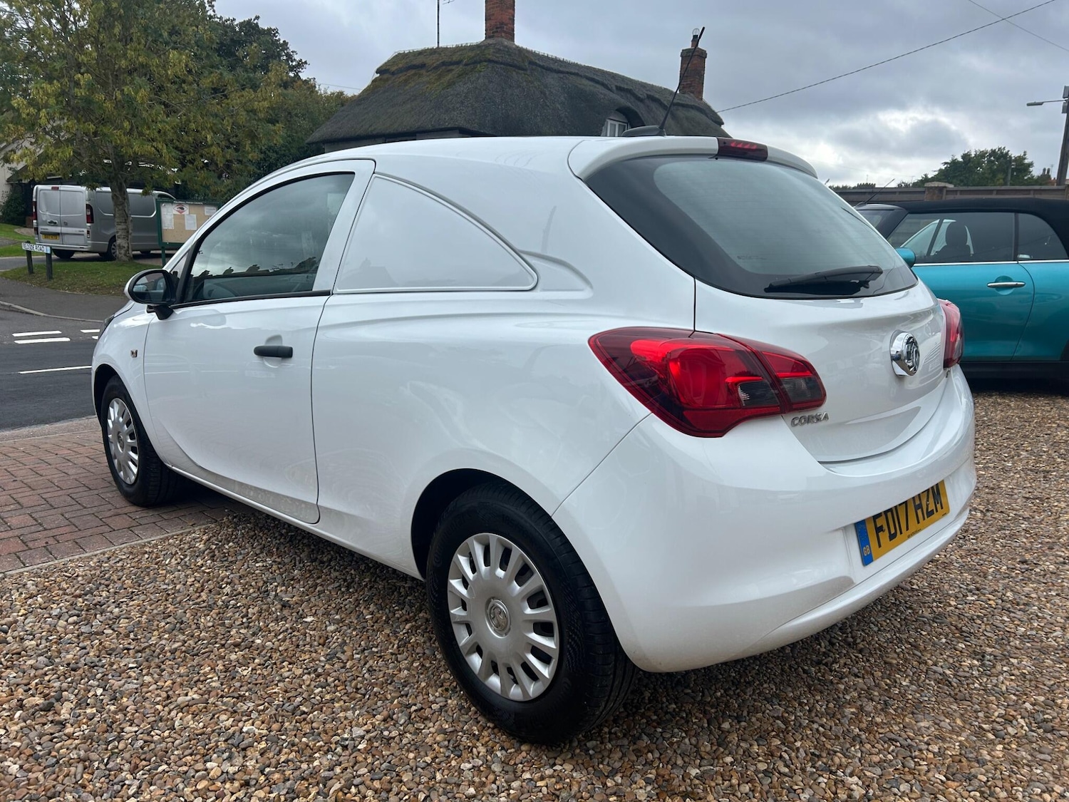 Used Vauxhall Corsa Van 2017 for sale - 76936233: Photo 5