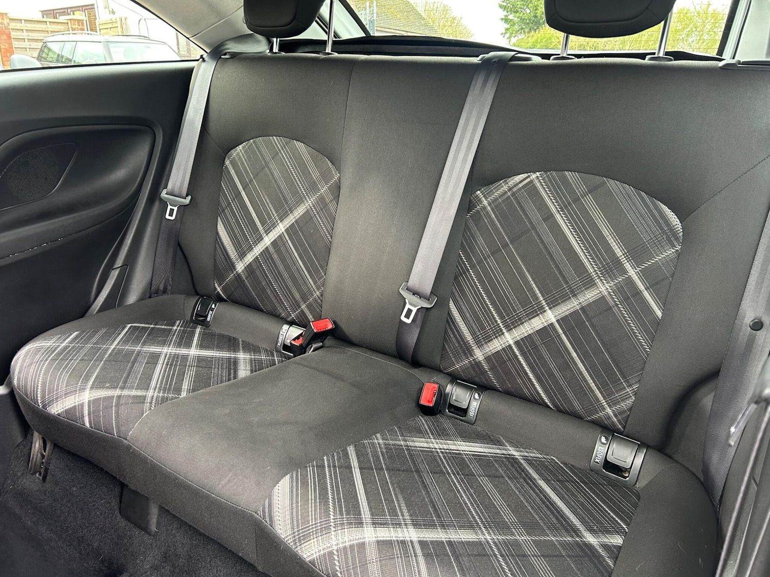 Used Vauxhall Corsa 2015 for sale - 77633918: Photo 12