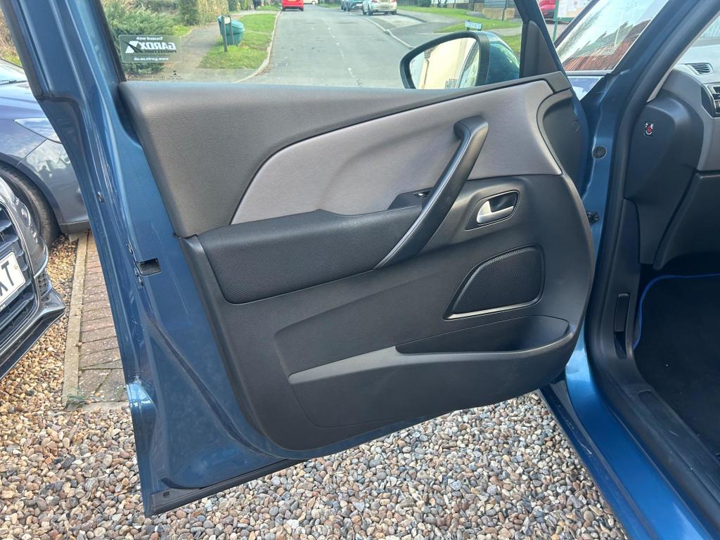 Used Citroen C4 Picasso 2014 for sale - 76723515: Photo 32