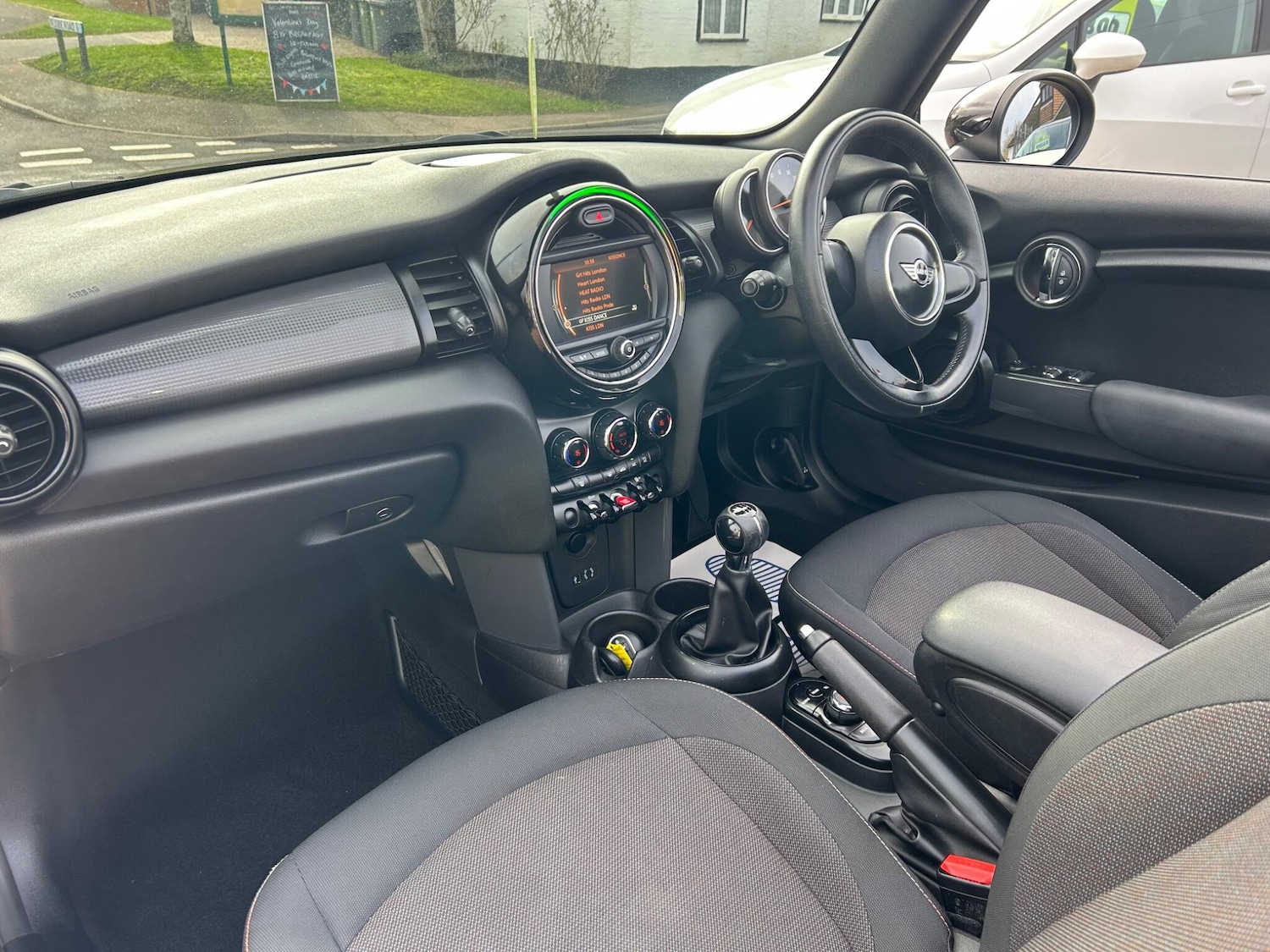 Used MINI Convertible 2017 for sale - 77314928: Photo 15