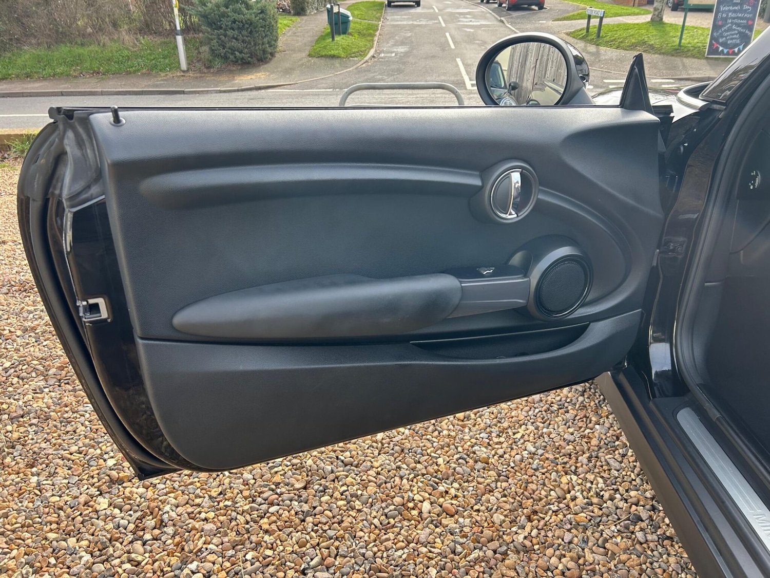 Used MINI Convertible 2017 for sale - 77314928: Photo 18