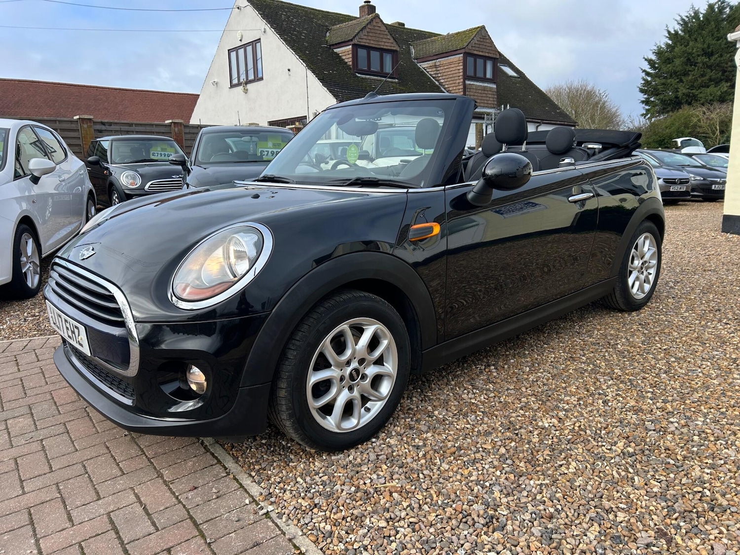 Used MINI Convertible 2017 for sale - 77314928: Photo 8