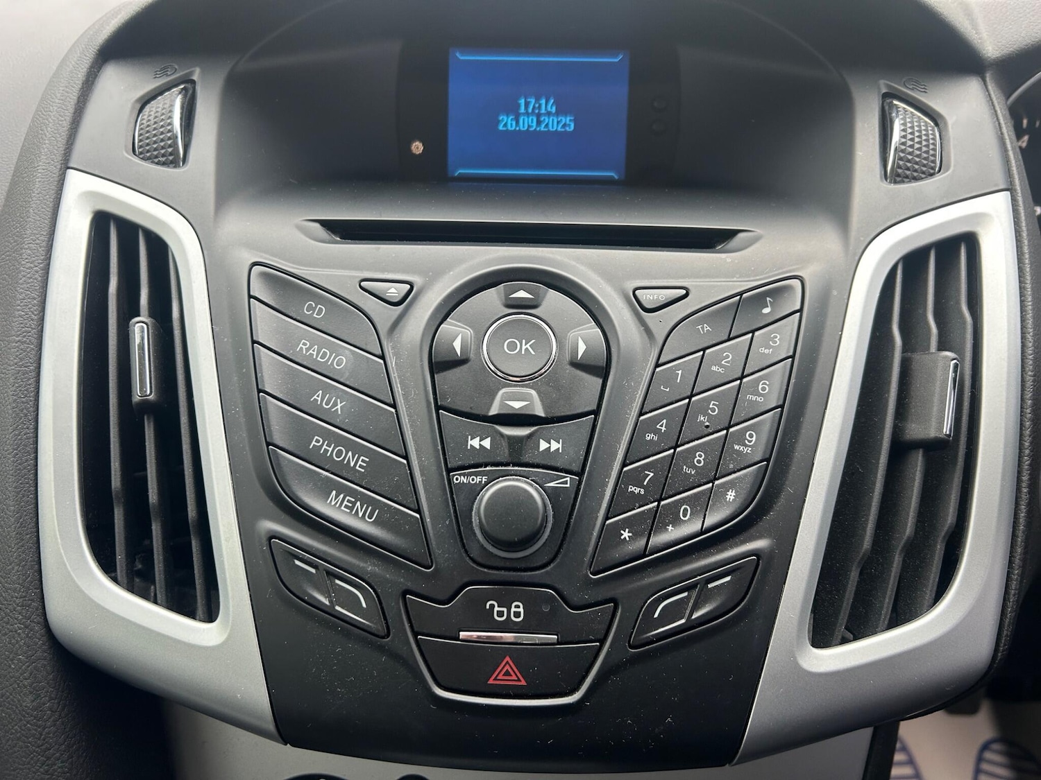 Used Ford Focus 2012 for sale - 76936572: Photo 21