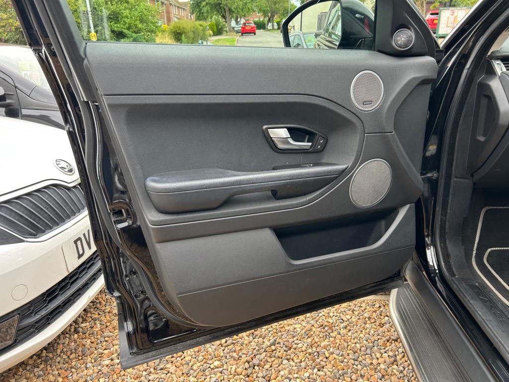 Used Land Rover Range Rover Evoque 2015 for sale - 76723446: Photo 32