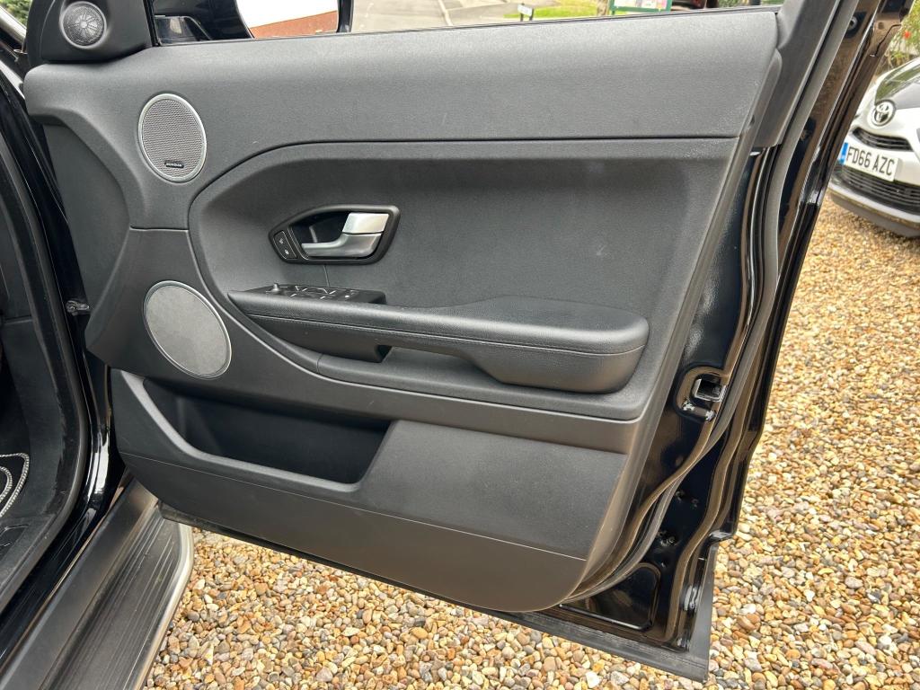 Used Land Rover Range Rover Evoque 2015 for sale - 76723446: Photo 33