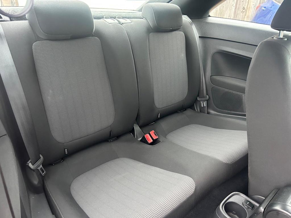 Used Volkswagen Beetle 2015 for sale - 76723449: Photo 19