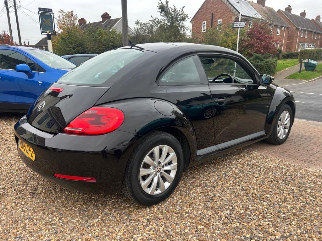 Used Volkswagen Beetle 2015 for sale - 76723449: Photo 3