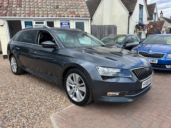 Used Skoda Superb 2016 for sale - 79291623: Photo