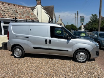Used Vauxhall Combo 2017 for sale - 78728527: Photo