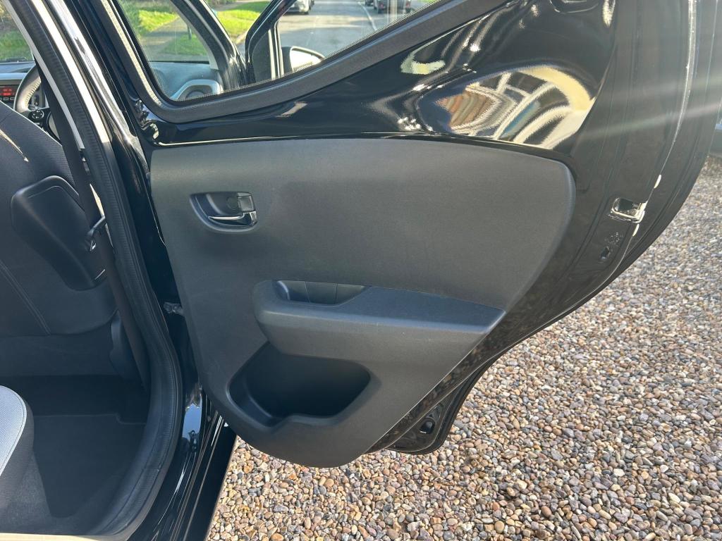 Used Toyota AYGO 2016 for sale - 76723514: Photo 13