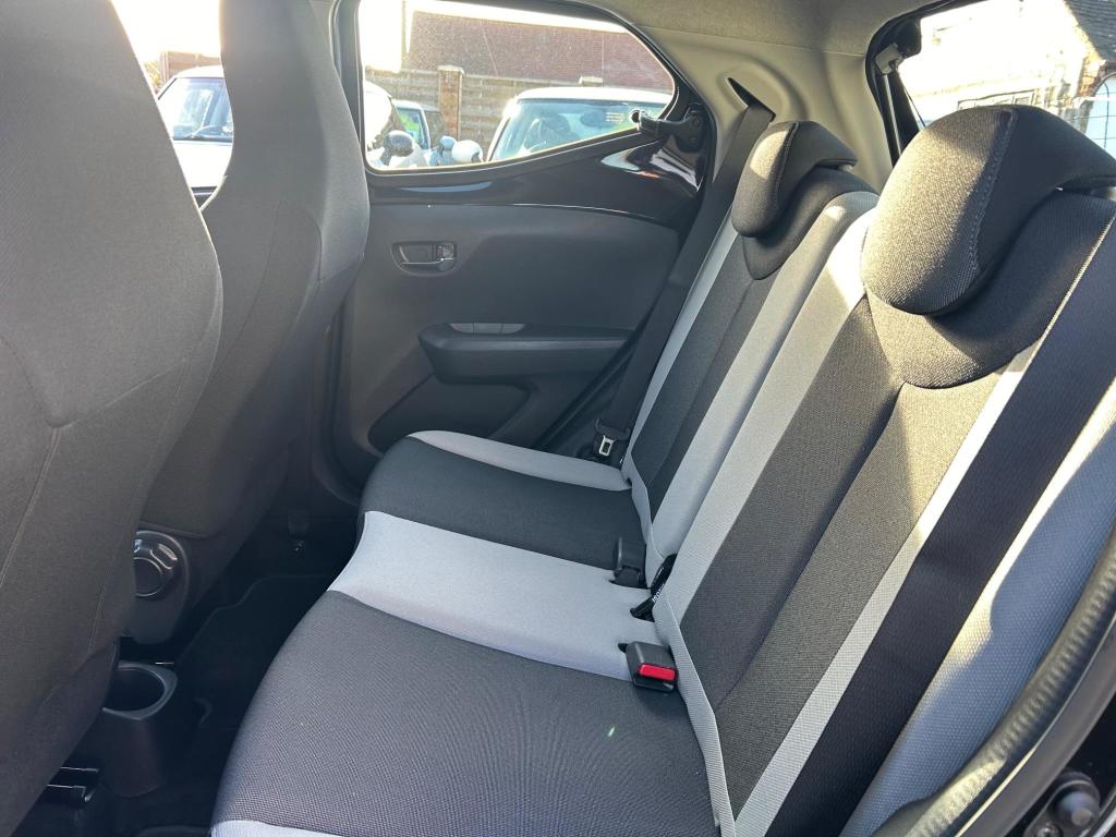 Used Toyota AYGO 2016 for sale - 76723514: Photo 19