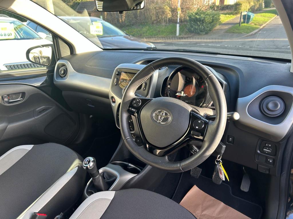 Used Toyota AYGO 2016 for sale - 76723514: Photo 26