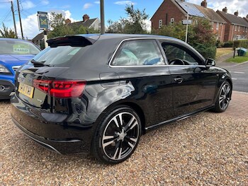 Used Audi A3 2014 for sale - 76723456: Photo