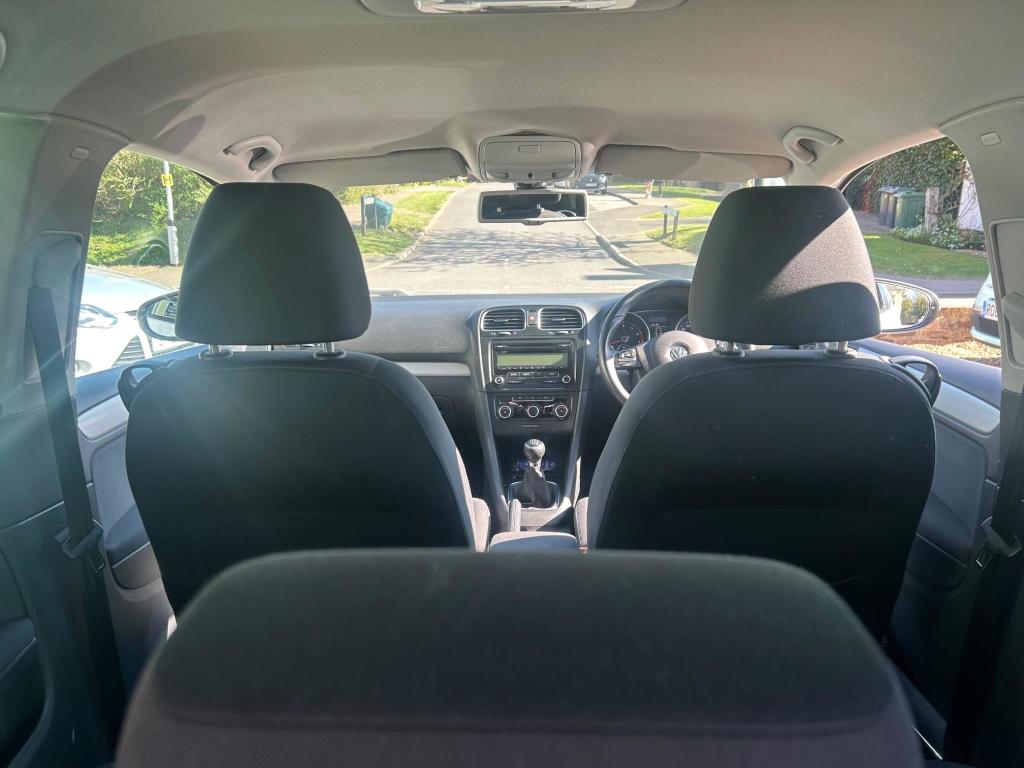 Used Volkswagen Golf 2010 for sale - 76723492: Photo 17