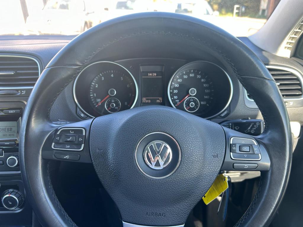 Used Volkswagen Golf 2010 for sale - 76723492: Photo 22