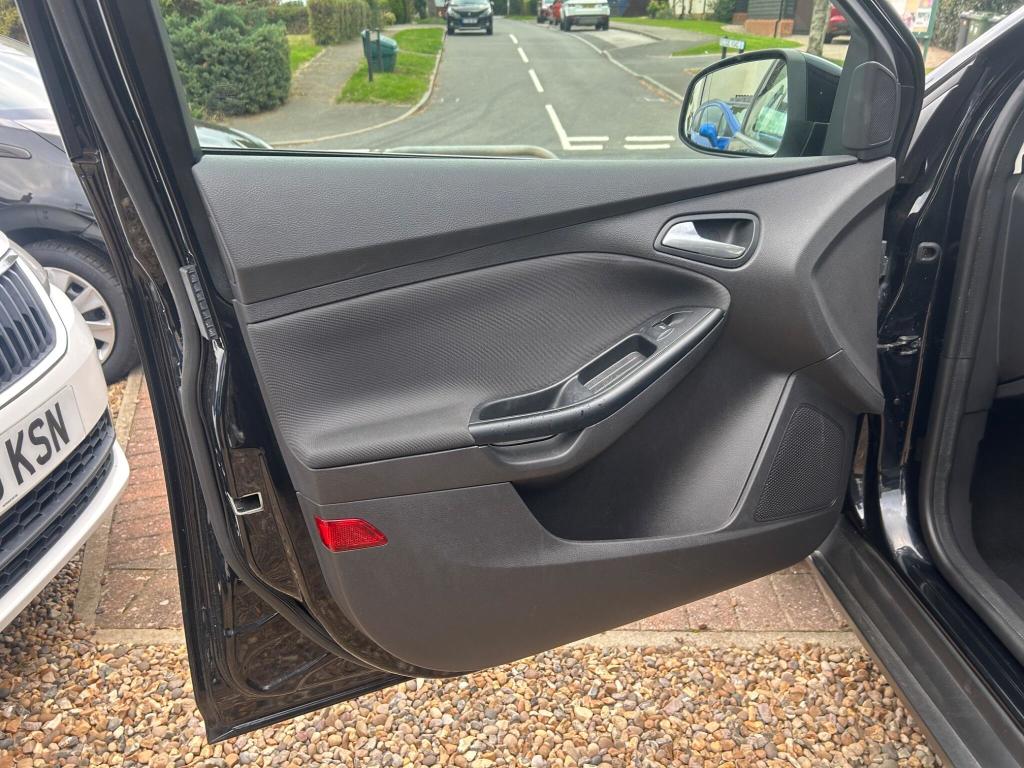 Used Ford Focus 2012 for sale - 76723417: Photo 23