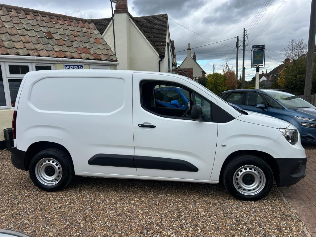 Used Vauxhall Combo 2019 for sale - 76723473: Photo 2
