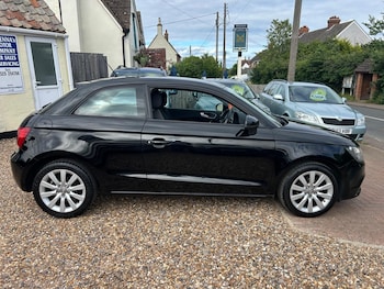 Used Audi A1 2011 for sale - 78911671: Photo