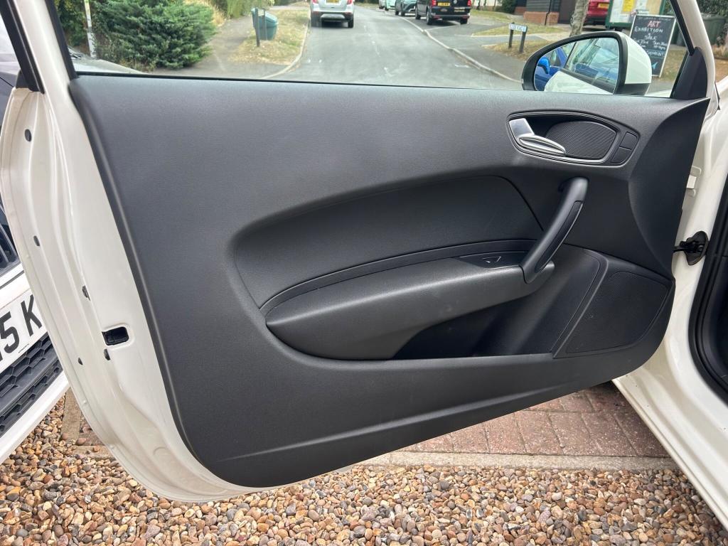 Used Audi A1 2011 for sale - 76723438: Photo 18