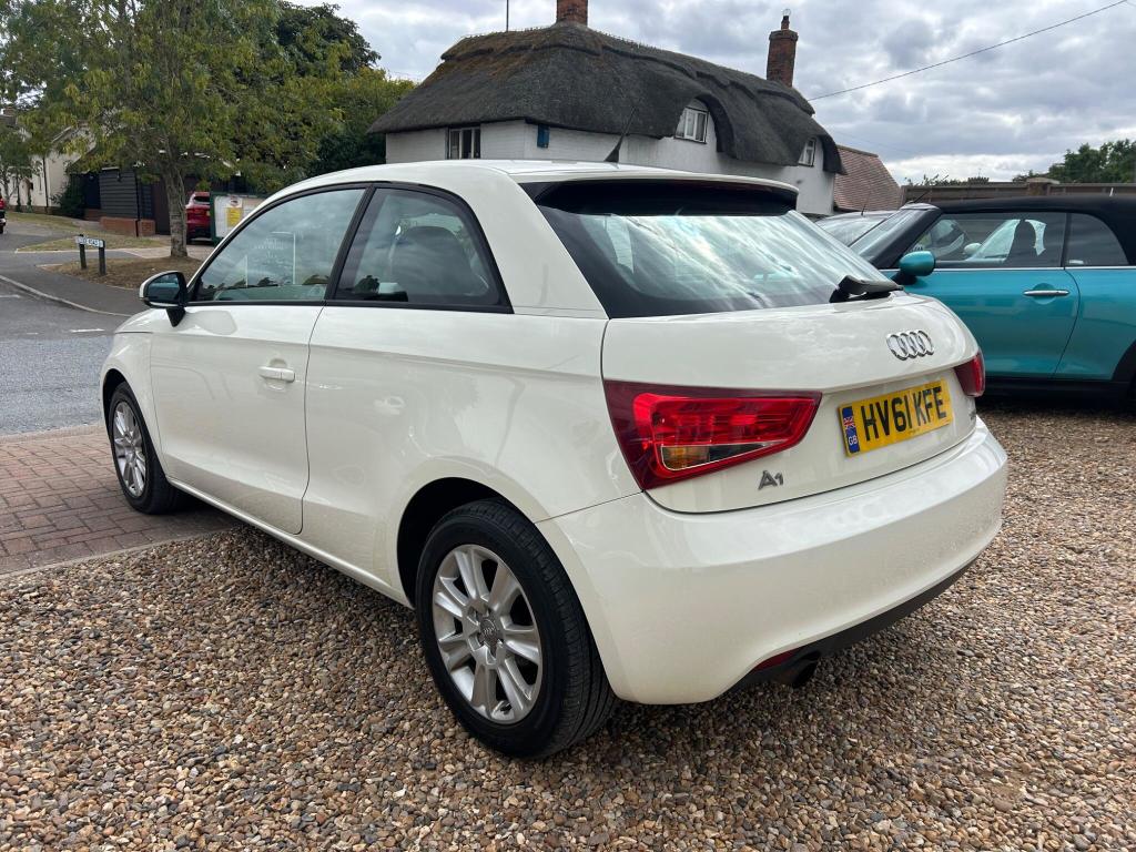 Used Audi A1 2011 for sale - 76723438: Photo 5