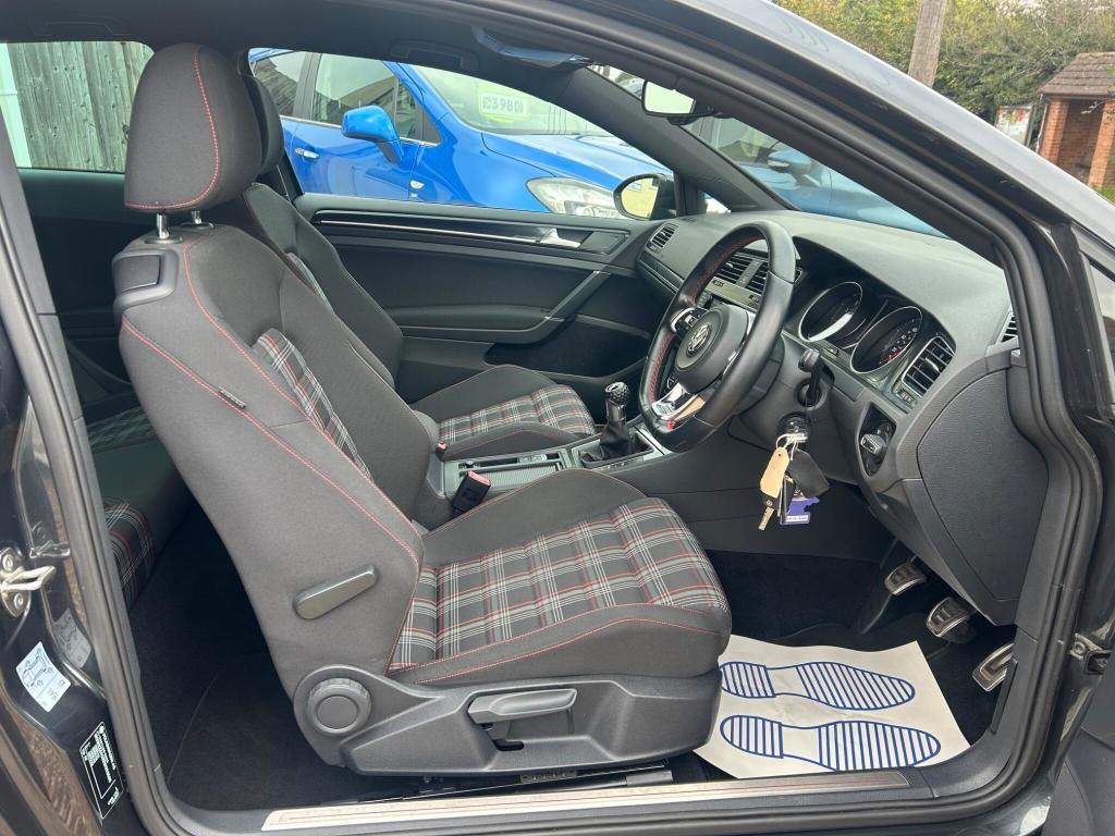 Used Volkswagen Golf 2014 for sale - 76723416: Photo 19