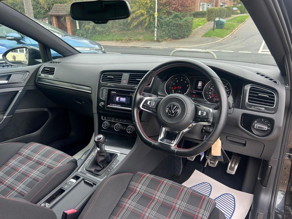 Used Volkswagen Golf 2014 for sale - 76723416: Photo 20