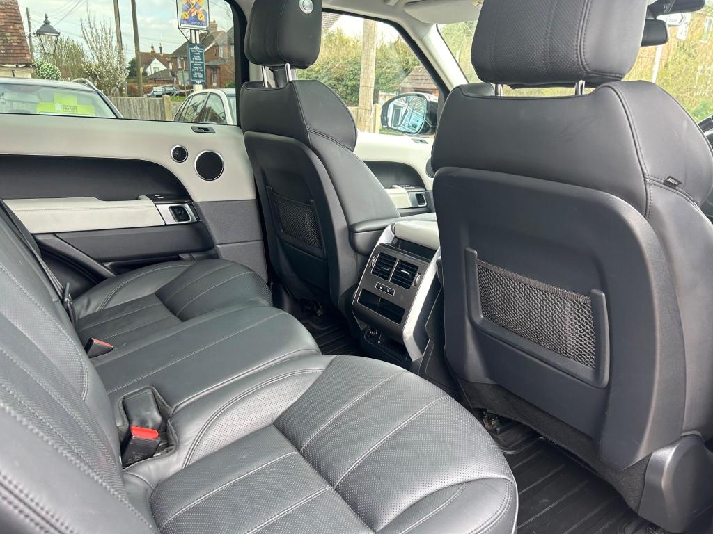 Used Land Rover Range Rover Sport 2014 for sale - 76723488: Photo 16