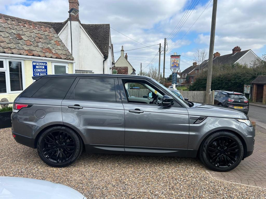 Used Land Rover Range Rover Sport 2014 for sale - 76723488: Photo 2