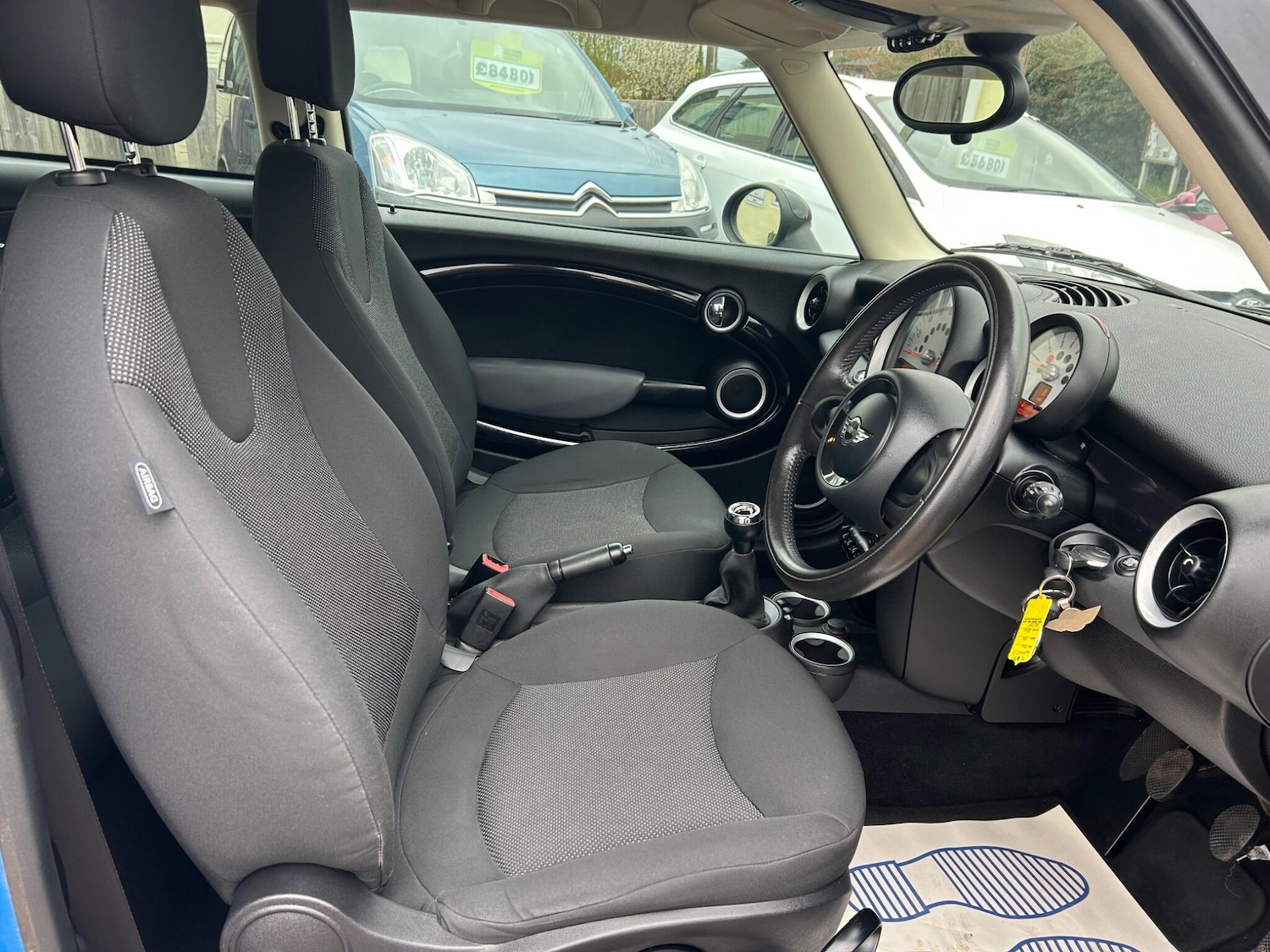 Used MINI Hatch 2011 for sale - 78019225: Photo 24