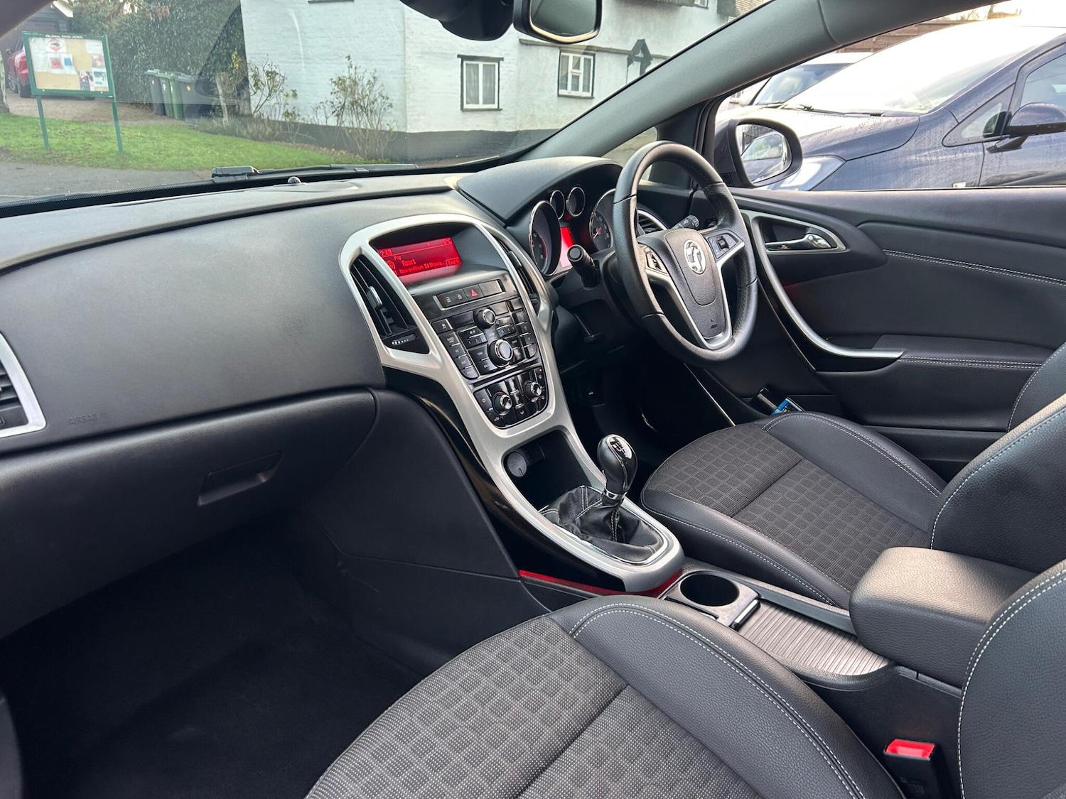 Used Vauxhall Astra GTC for sale - 77029145: Photo 12