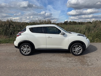 Used Nissan Juke 2014 for sale - 76114227: Photo 2
