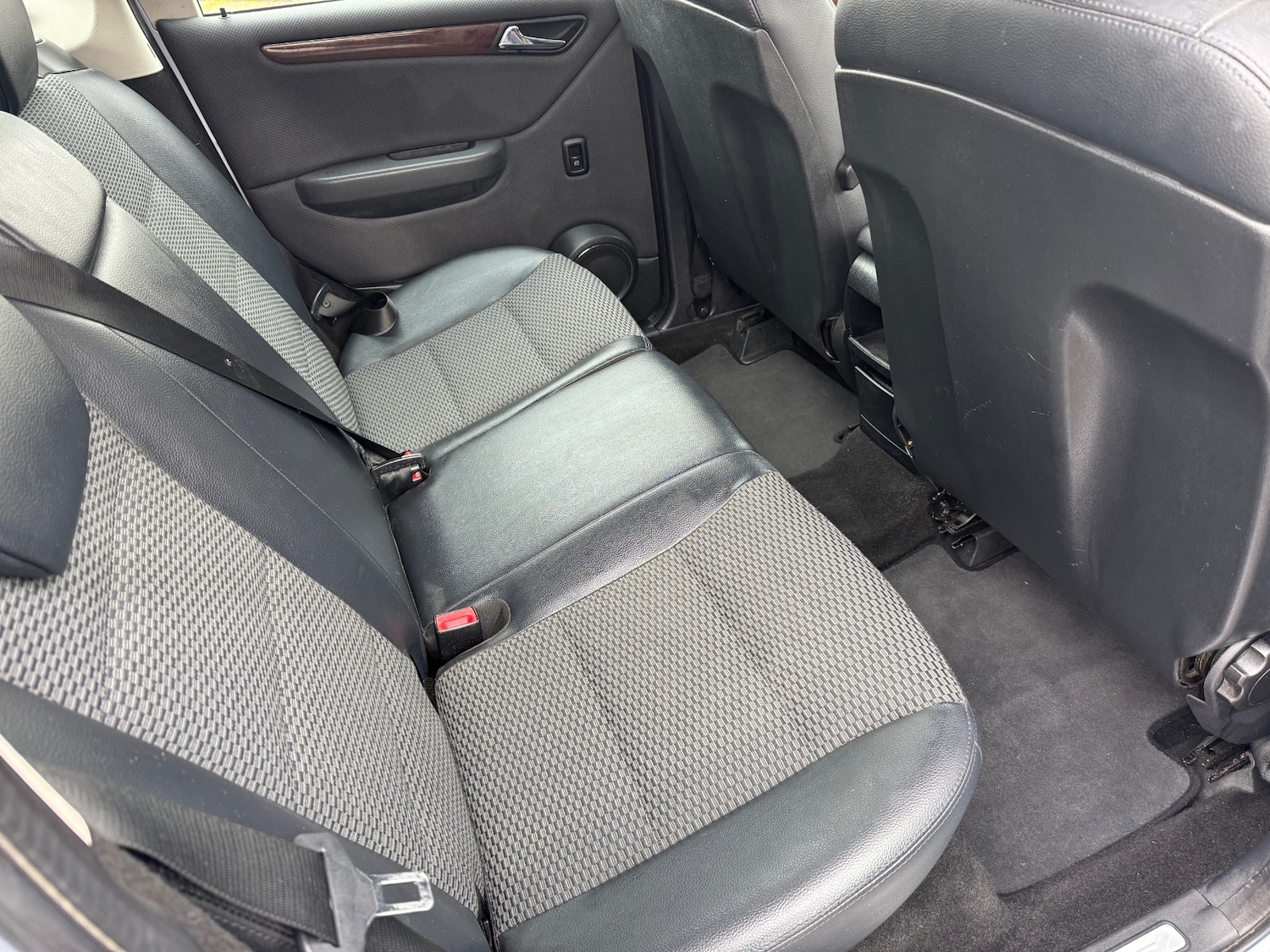 Used Mercedes-Benz A-Class 2009 for sale - 77364045: Photo 8