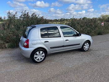 Used Renault Clio undefined for sale - 79774105: Photo