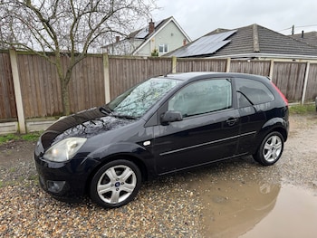 Used Ford Fiesta 2007 for sale - 77296879: Photo