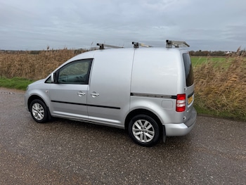 Used Volkswagen Caddy 2015 for sale - 76859711: Photo