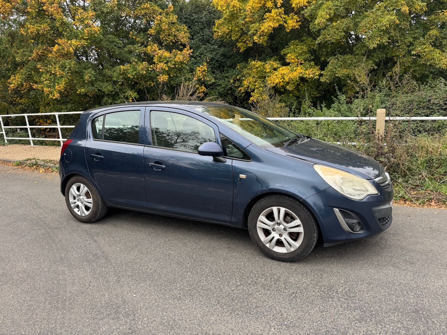 Used Vauxhall Corsa 2011 for sale - 76292090: Photo 1