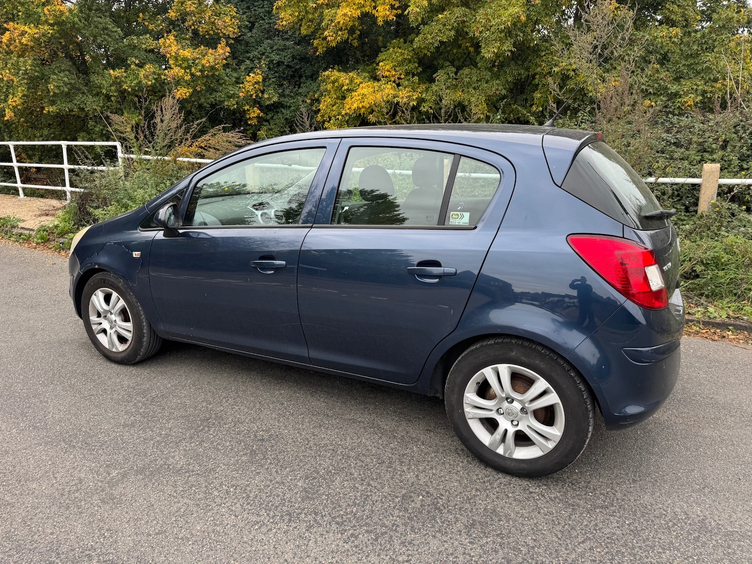 Used Vauxhall Corsa 2011 for sale - 76292090: Photo 4