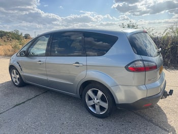 Used Ford S-Max 2010 for sale - 79606901: Photo
